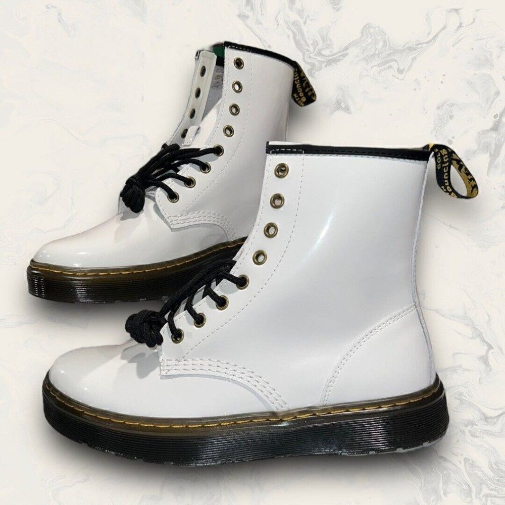 Doc Dr Martens Zavala White Smooth Leather 8 Eye Combat Boots Women’s Size 10